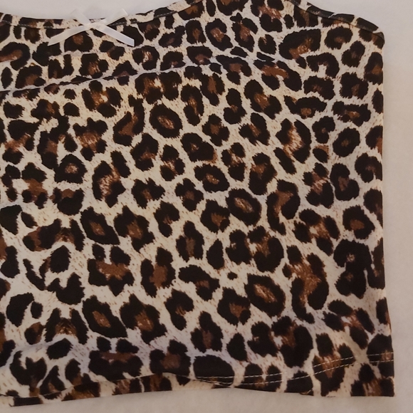 051. Leopard Print Crop Spaghetti Straps Camisole  Size M - Picture 13 of 16